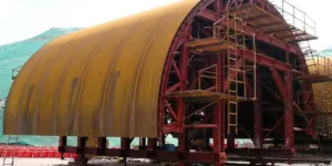 철제 거푸집 및 유로폼의 부식 방지를 위한 세라콘 COAT 스프레이 도포 현장